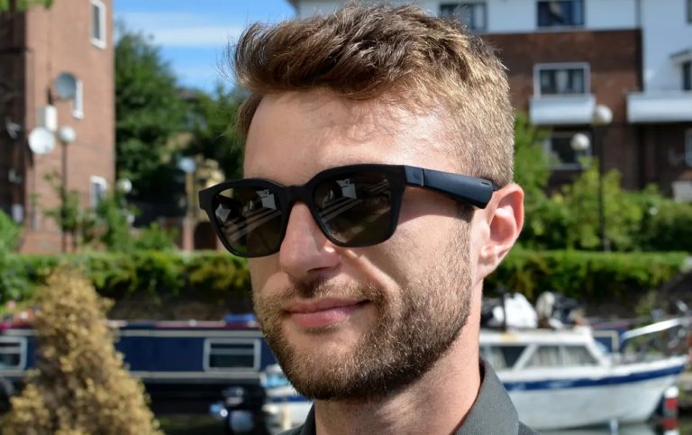 Benefits Of Owning Audio Sunglasses Above Other Gadgets