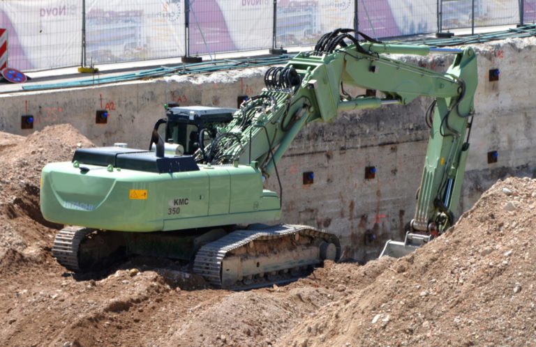 excavator-g95c9cad38_1920