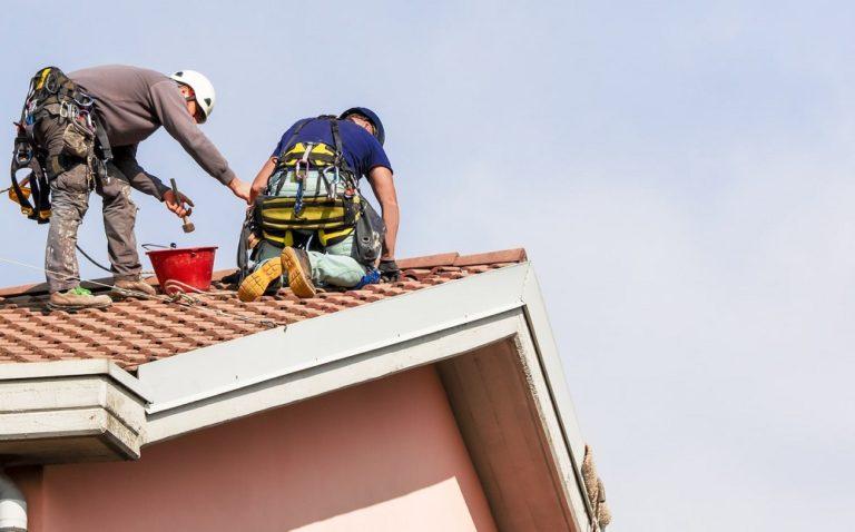 4 Advantages Of Hiring A Roofer For Your Roof Project