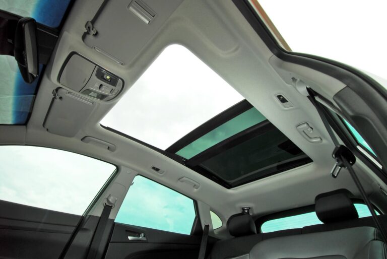 5 Reasons Why Auto Sunroof Repair is Essential Imperium Auto Glass in Houston, Texas.