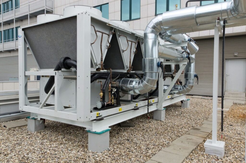 The Pros And Cons Of Air Cooled Chillers Compared To Water Cooled ...