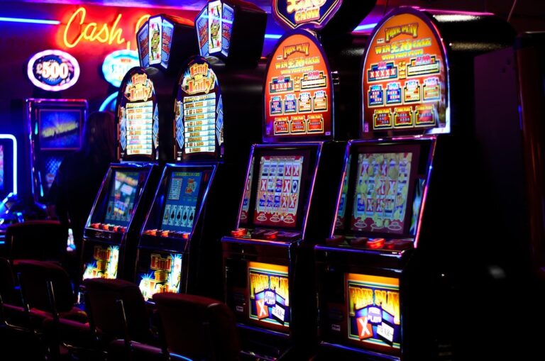 Mythology of slot machines - Exploring the symbols and themes